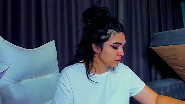 DevashaQueenX online show from October 28, 7:29 am