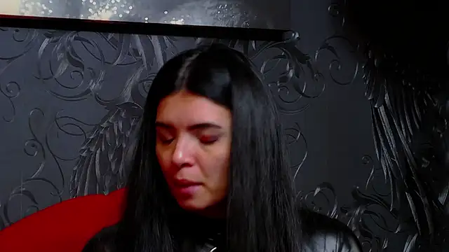 DevashaQueenX online show from April 2, 7:37 am