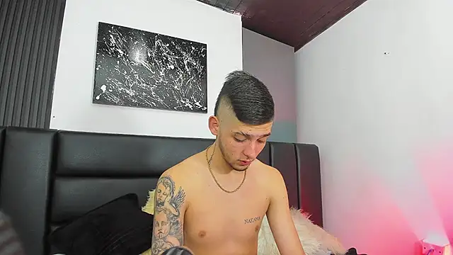 Mathewboy1 online show from March 8, 12:30 pm