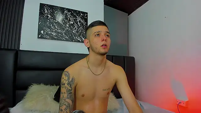 Mathewboy1 online show from February 25, 11:43 am