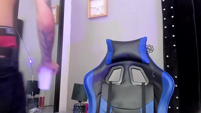 Mathewboy1 online show from January 9, 7:54 pm