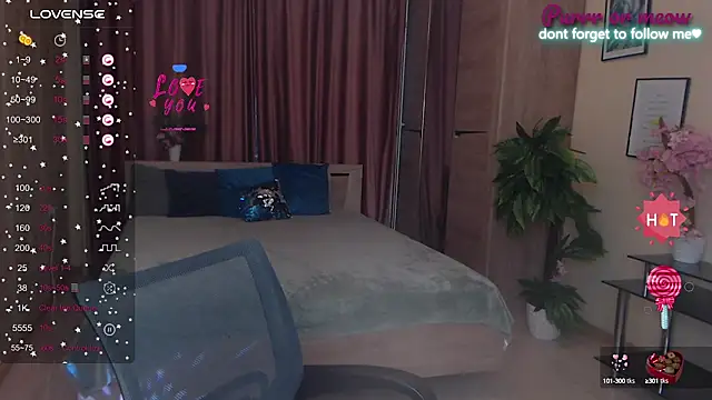 Snapshot of LiSinDoll chatting on October 6, 1:29 am LiSinDoll online show from October 6, 1:29 am
