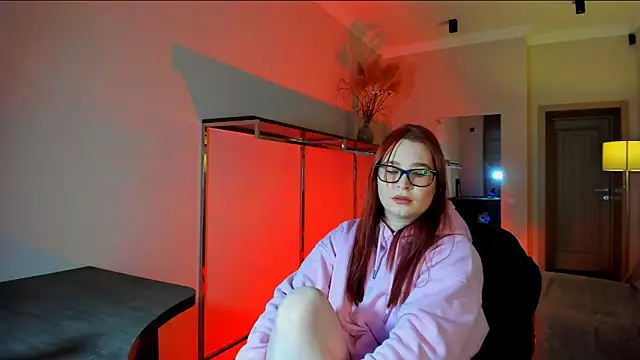 Snapshot of Meri_Cutte chatting on February 2, 1:43 pm Meri Cutte online show from February 2, 1:43 pm