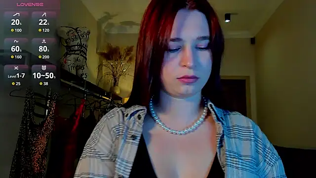 Snapshot of Meri_Cutte chatting on September 17, 12:40 pm Meri Cutte online show from September 17, 12:40 pm