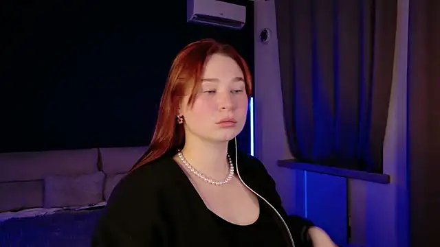 Snapshot of Meri_Cutte chatting on February 12, 3:01 pm Meri Cutte online show from February 12, 3:01 pm