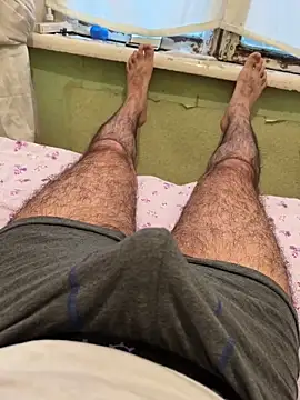 Snapshot of Cruel00 chatting on November 28, 11:43 am Cruel00 online show from November 28, 11:43 am