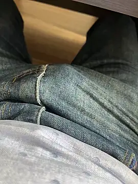 Snapshot of Cruel00 chatting on September 30, 10:43 am Cruel00 online show from September 30, 10:43 am