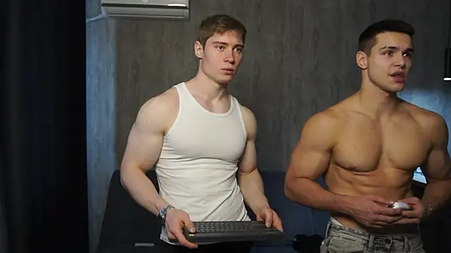 Horny boyzz online show from May 15, 8:45 am