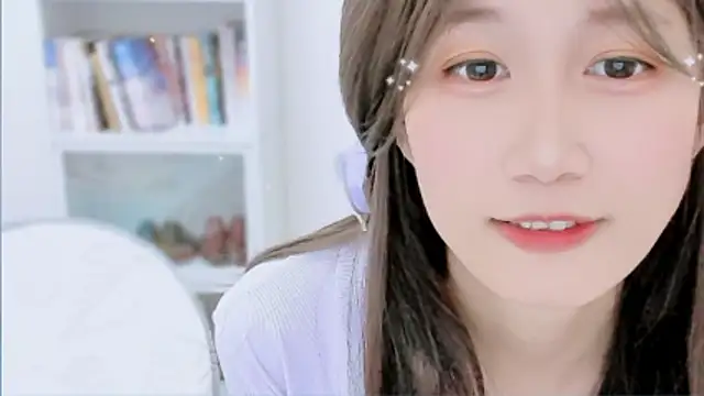 Rabbitlittlefool online show from December 19, 11:45 am