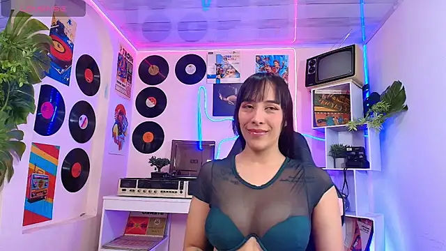 Snapshot of saori_katusmi chatting on November 4, 11:47 am saori katusmi online show from November 4, 11:47 am