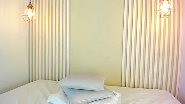 babe katty online show from November 5, 11:57 am