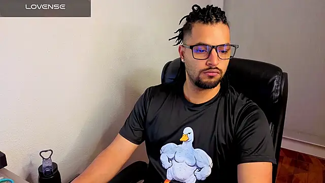 Ernesto-Rodriguez82 online show from March 28, 4:46 am