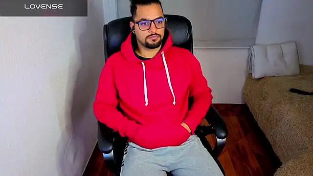 Ernesto-Rodriguez82 online show from February 23, 4:03 am