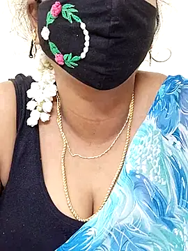 Snapshot of yoga-mithraa chatting on November 9, 2:21 pm yoga-mithraa online show from November 9, 2:21 pm