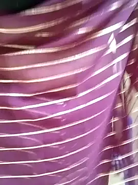 Snapshot of yoga-mithraa chatting on November 18, 3:48 pm yoga-mithraa online show from November 18, 3:48 pm