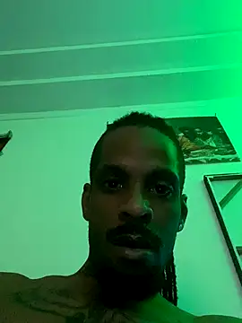 Taydagr8 online show from December 15, 7:03 am