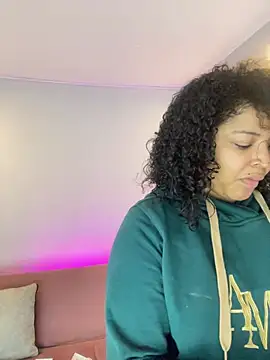 Dakota Mars online show from April 10, 3:35 am