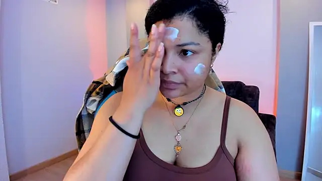 Dakota Mars online show from April 14, 3:50 pm