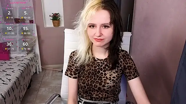 girl next doorr online show from March 22, 1:12 pm