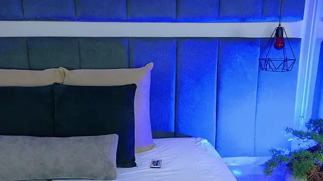 Snapshot of Adaa_Stone chatting on October 31, 3:03 am Adaa Stone online show from October 31, 3:03 am