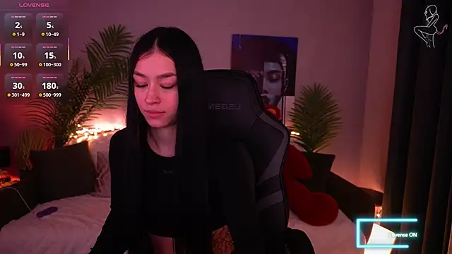 FataleNellie online show from March 31, 9:17 pm