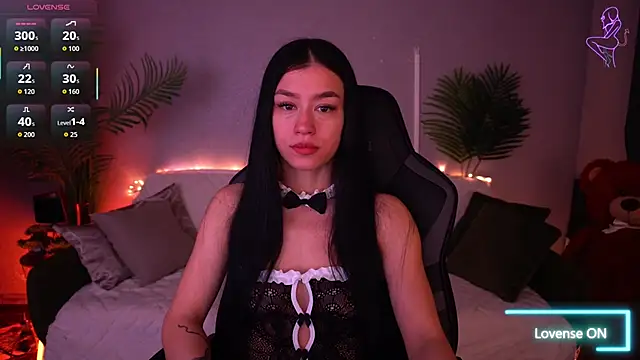 FataleNellie online show from April 9, 9:21 pm