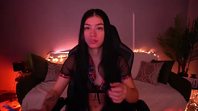 FataleNellie online show from March 19, 10:54 pm