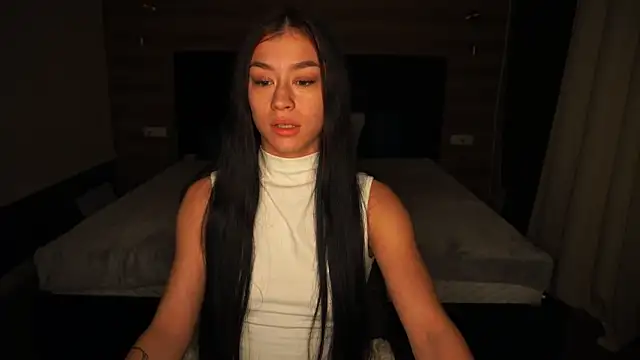 Snapshot of FataleNellie chatting on November 27, 8:20 pm FataleNellie online show from November 27, 8:20 pm