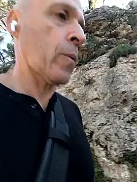 Snapshot of fergi1999 chatting on January 16, 7:45 am fergi1999 online show from January 16, 7:45 am