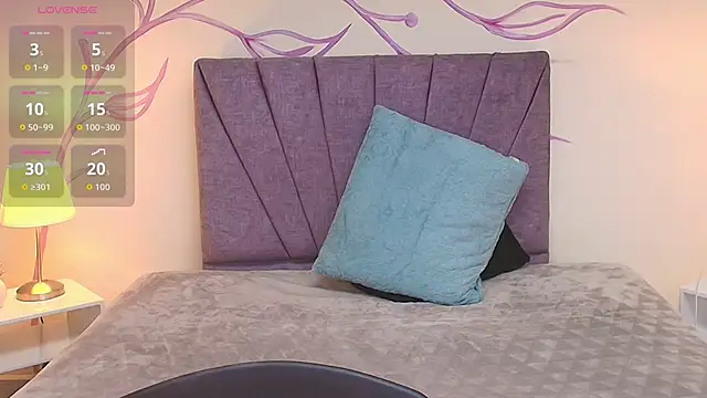 Snapshot of Lia_Blake_ chatting on October 25, 12:04 pm Lia Blake online show from October 25, 12:04 pm