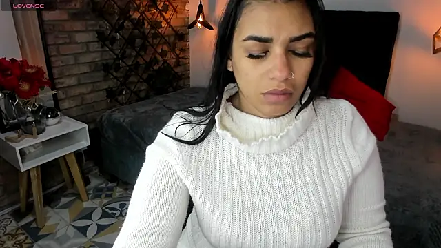 Lia Blake  online show from March 12, 1:04 pm