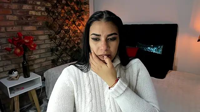 Lia Blake  online show from February 22, 1:13 pm