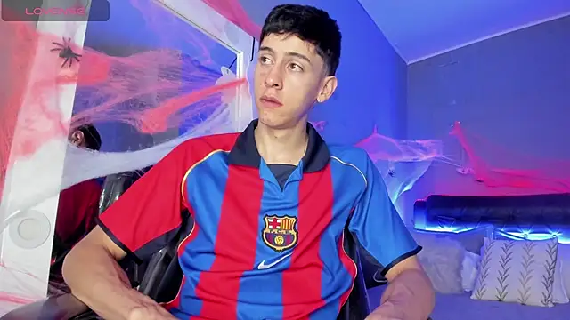 Snapshot of Jhon_snow22 chatting on October 26, 3:34 pm Jhon snow22 online show from October 26, 3:34 pm