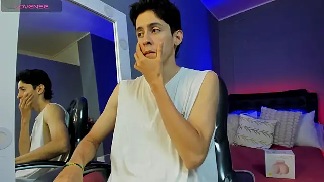 Jhon snow22 online show from September 9, 11:41 am