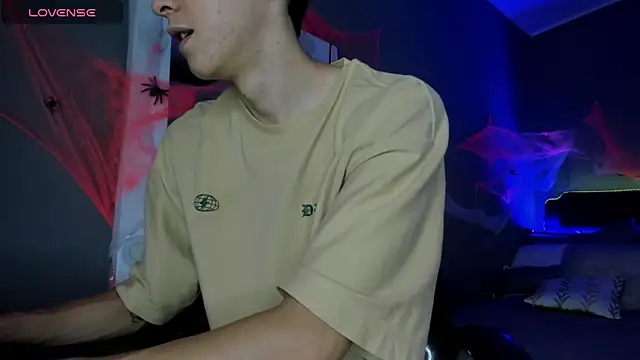 Snapshot of Jhon_snow22 chatting on October 24, 3:11 pm Jhon snow22 online show from October 24, 3:11 pm