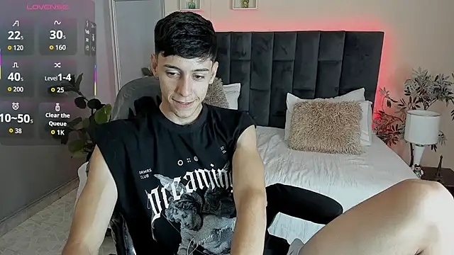 Snapshot of Jhon_snow22 chatting on November 25, 1:11 pm Jhon snow22 online show from November 25, 1:11 pm