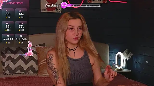 Snapshot of Crystal_Jull chatting on November 6, 4:44 pm Crystal Jull online show from November 6, 4:44 pm