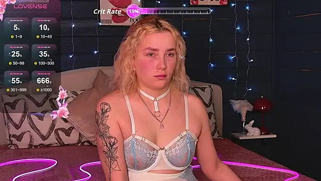 Crystal Jull online show from April 14, 2:16 am