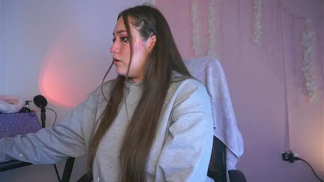 Violet moon24 online show from November 5, 8:56 pm