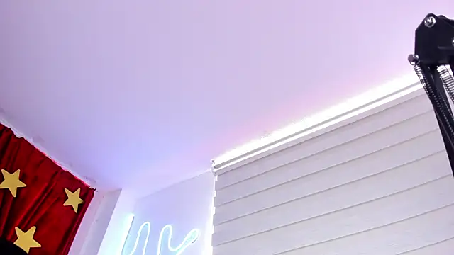 missweetpeach online show from October 23, 12:48 pm