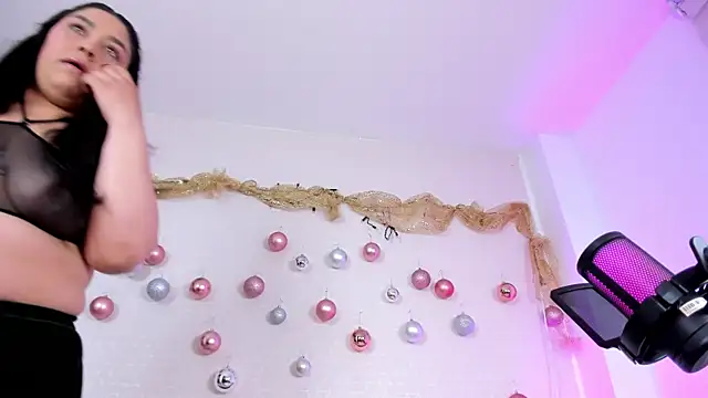 missweetpeach online show from December 18, 11:41 pm