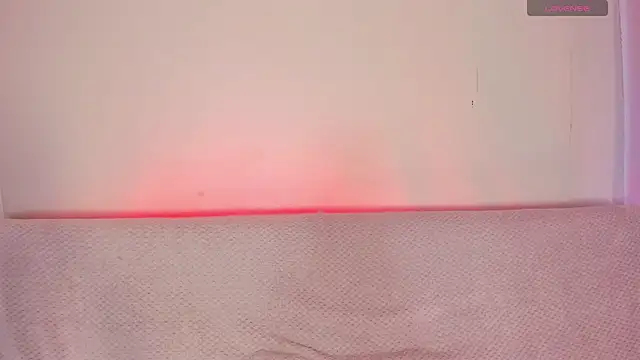 missweetpeach online show from April 6, 12:50 am