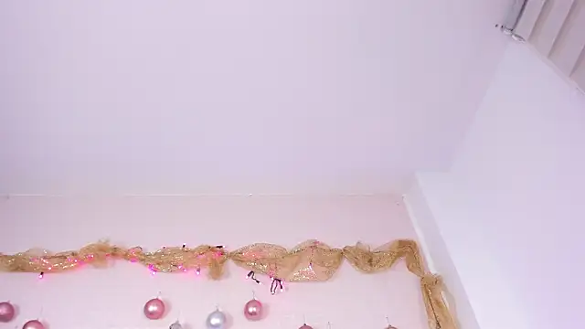 missweetpeach online show from December 16, 12:37 am