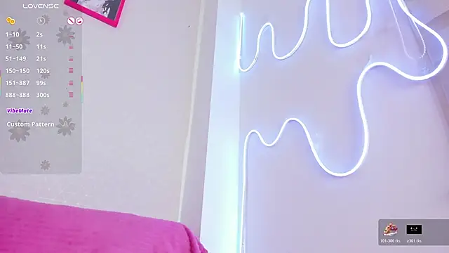 missweetpeach online show from March 15, 10:50 pm