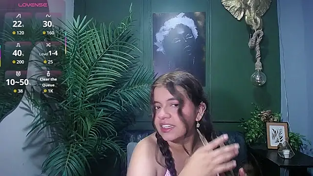 Snapshot of sweety_smilee chatting on September 13, 12:27 pm sweety smilee online show from September 13, 12:27 pm