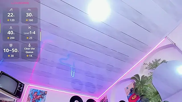 sweety smilee online show from February 13, 7:58 pm