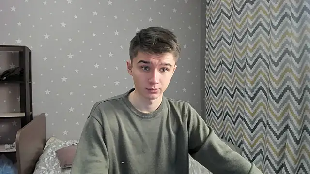 Snapshot of SherlockMax chatting on November 22, 3:55 pm SherlockMax online show from November 22, 3:55 pm