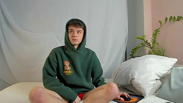 SherlockMax online show from March 19, 6:52 pm