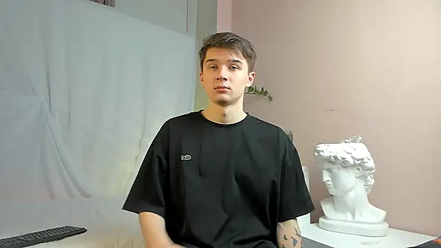 SherlockMax online show from April 8, 7:26 pm