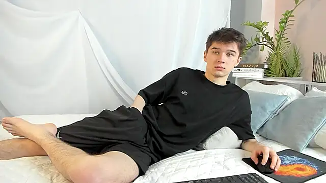 SherlockMax online show from February 21, 1:29 am